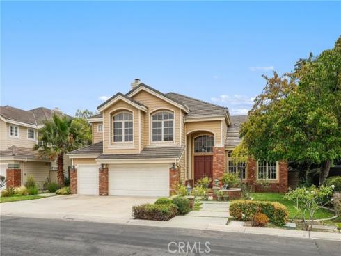18682  Jockey   Circle, Huntington Beach, CA