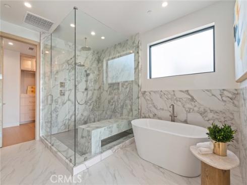 515 12th Street, Huntington Beach, CA