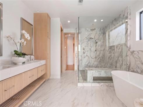 515 12th Street, Huntington Beach, CA