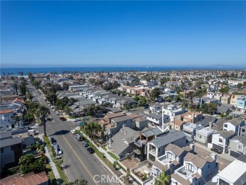515 12th Street, Huntington Beach, CA