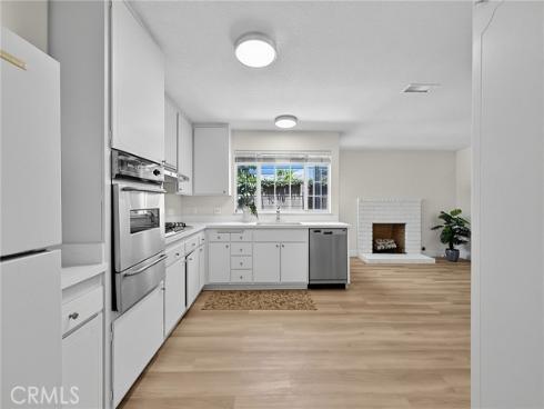 19541 Hartsdale , Huntington Beach, CA