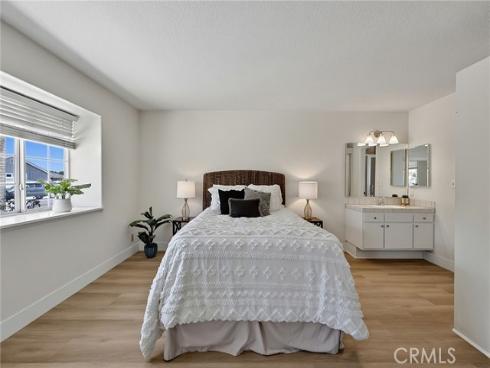 19541 Hartsdale , Huntington Beach, CA