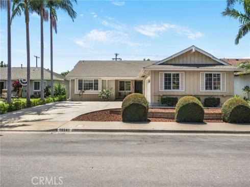 19541 Hartsdale , Huntington Beach, CA