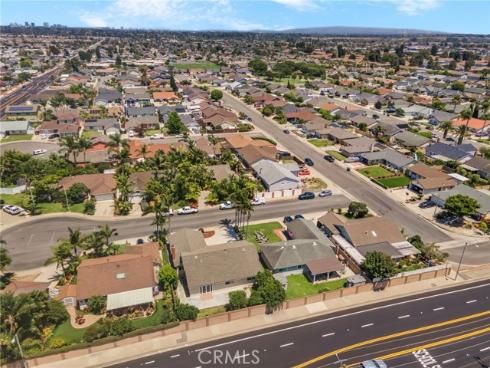 19541  Hartsdale  , Huntington Beach, CA