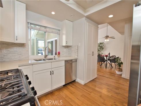 8746 Placer B_615 Circle, Huntington Beach, CA