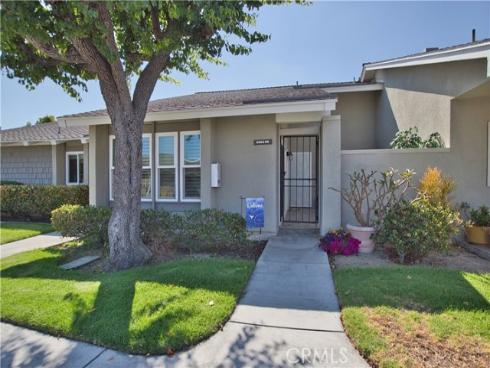 8746 Placer B_615 Circle, Huntington Beach, CA