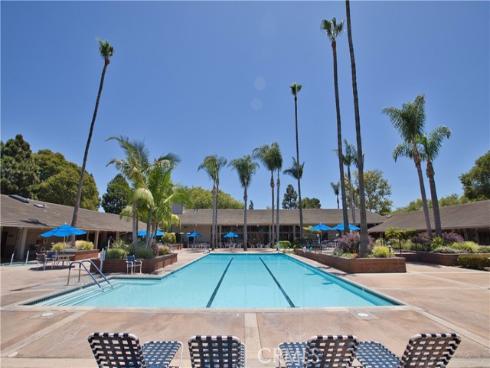 8746 Placer B_615 Circle, Huntington Beach, CA