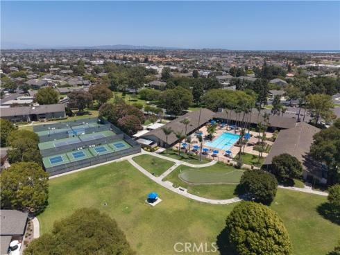 8746 Placer B_615 Circle, Huntington Beach, CA