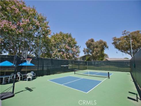 8746 Placer B_615 Circle, Huntington Beach, CA
