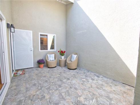 8746 Placer B_615 Circle, Huntington Beach, CA