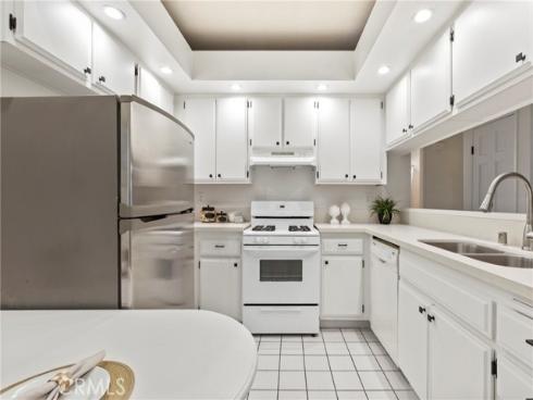 17202 Corbina 102 , Huntington Beach, CA