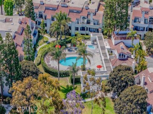 17202 Corbina 102 , Huntington Beach, CA