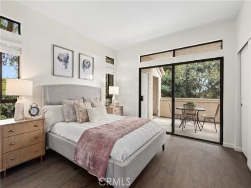 17202 Corbina 102 , Huntington Beach, CA