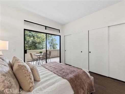 17202 Corbina 102 , Huntington Beach, CA