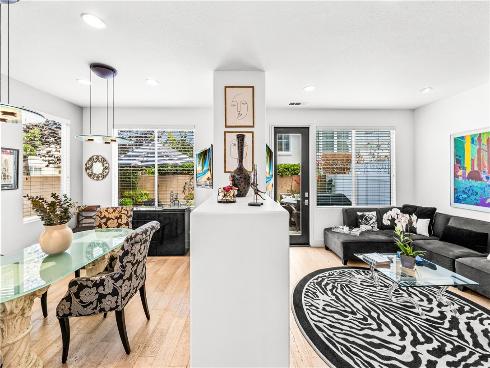 7651 Park Field Circle , Huntington Beach, CA