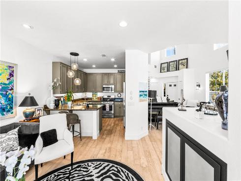 7651 Park Field Circle , Huntington Beach, CA