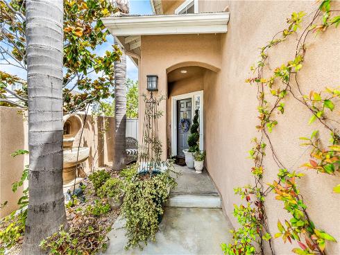 7651 Park Field Circle , Huntington Beach, CA