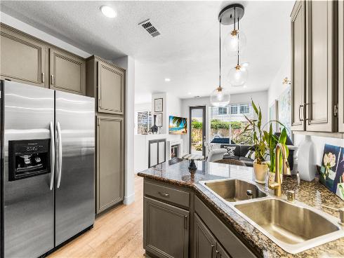 7651 Park Field Circle , Huntington Beach, CA