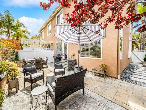 7651 Park Field Circle , Huntington Beach, CA