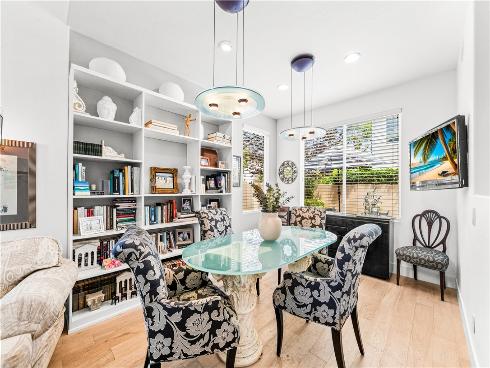 7651 Park Field Circle , Huntington Beach, CA