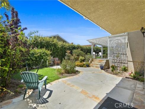 8392 Snowbird Drive, Huntington Beach, CA