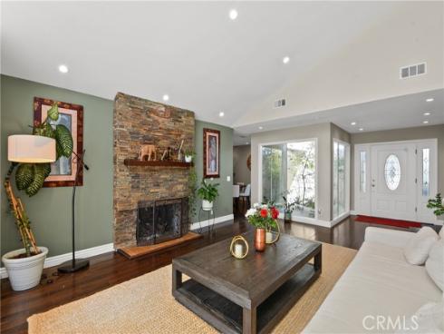 8392 Snowbird Drive, Huntington Beach, CA