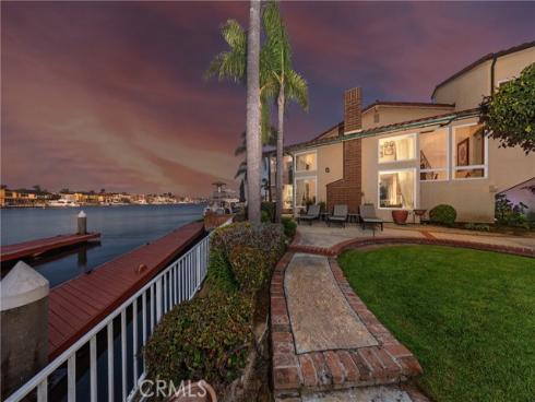16932 Coral Cay , Huntington Beach, CA