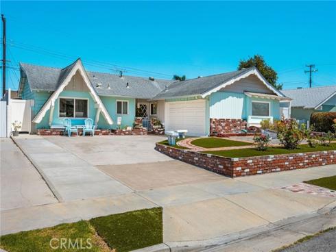 15732 Swan Lane, Huntington Beach, CA