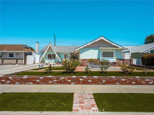 15732 Swan Lane, Huntington Beach, CA