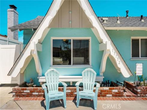 15732 Swan Lane, Huntington Beach, CA