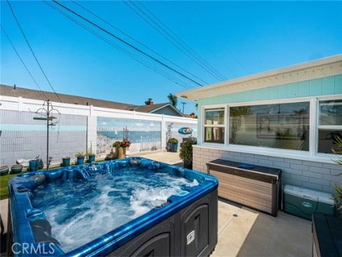 15732 Swan Lane, Huntington Beach, CA