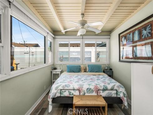 15732 Swan Lane, Huntington Beach, CA