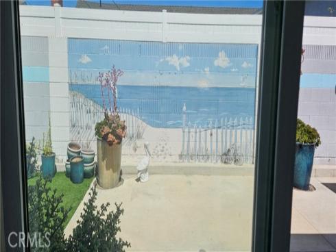 15732 Swan Lane, Huntington Beach, CA