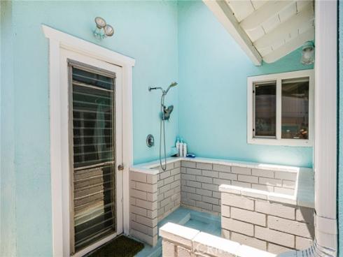 15732 Swan Lane, Huntington Beach, CA
