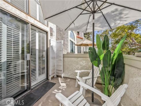 5101  Tortuga Drive  205 , Huntington Beach, CA