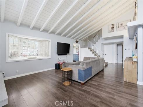 8021 Sunset Circle, Huntington Beach, CA