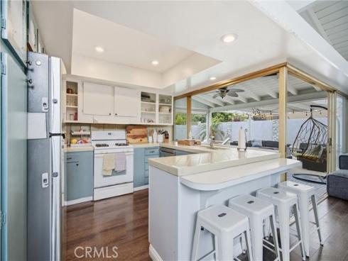 8021 Sunset Circle, Huntington Beach, CA