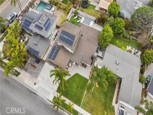 8021 Sunset Circle, Huntington Beach, CA