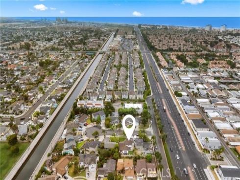 8021 Sunset Circle, Huntington Beach, CA