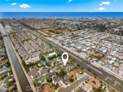 8021 Sunset Circle, Huntington Beach, CA
