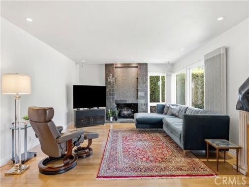 17140 Edgewater Lane, Huntington Beach, CA