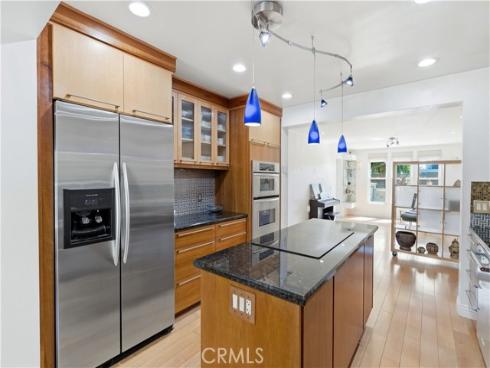17140 Edgewater Lane, Huntington Beach, CA
