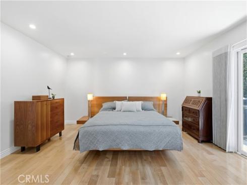 17140 Edgewater Lane, Huntington Beach, CA