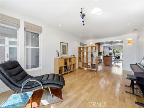 17140 Edgewater Lane, Huntington Beach, CA