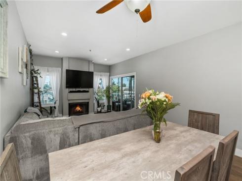 415 Townsquare 308 Lane, Huntington Beach, CA