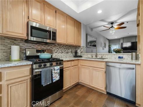 415 Townsquare 308 Lane, Huntington Beach, CA
