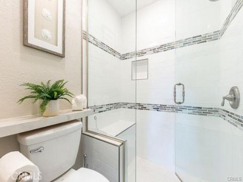 420 Lake 301 , Huntington Beach, CA