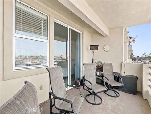 4167  Warner  205 , Huntington Beach, CA