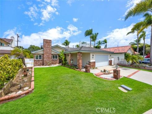 18922 Gregory Lane, Huntington Beach, CA