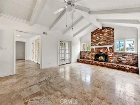 18922 Gregory Lane, Huntington Beach, CA